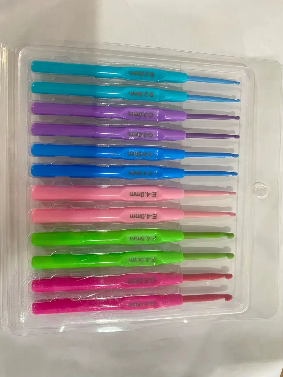 Colourful Plastic Crochet Hook Set Pairs – 12 Pieces